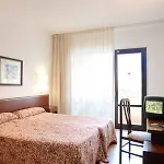 Evenia Olympic מלון 4*