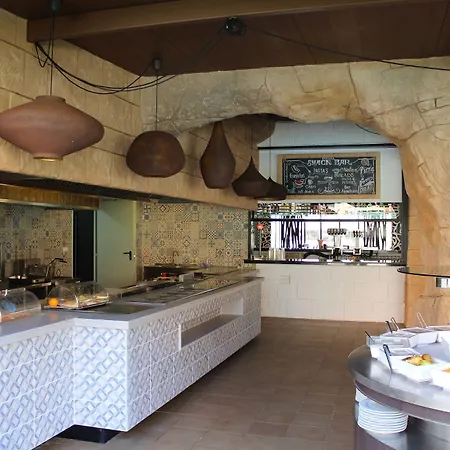 Готель Evenia Olympic Льорет-де-Мар