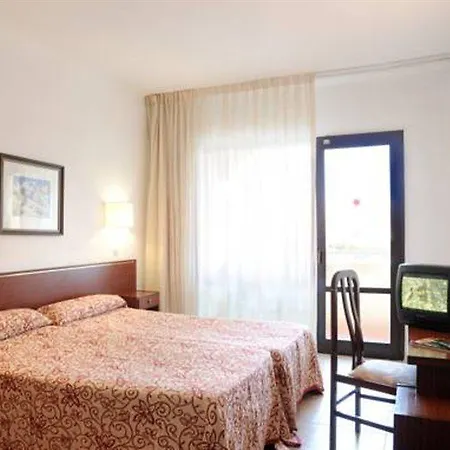 Evenia Olympic Hotell 4*