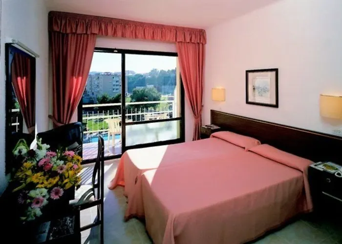 Evenia Olympic Hotel 4*